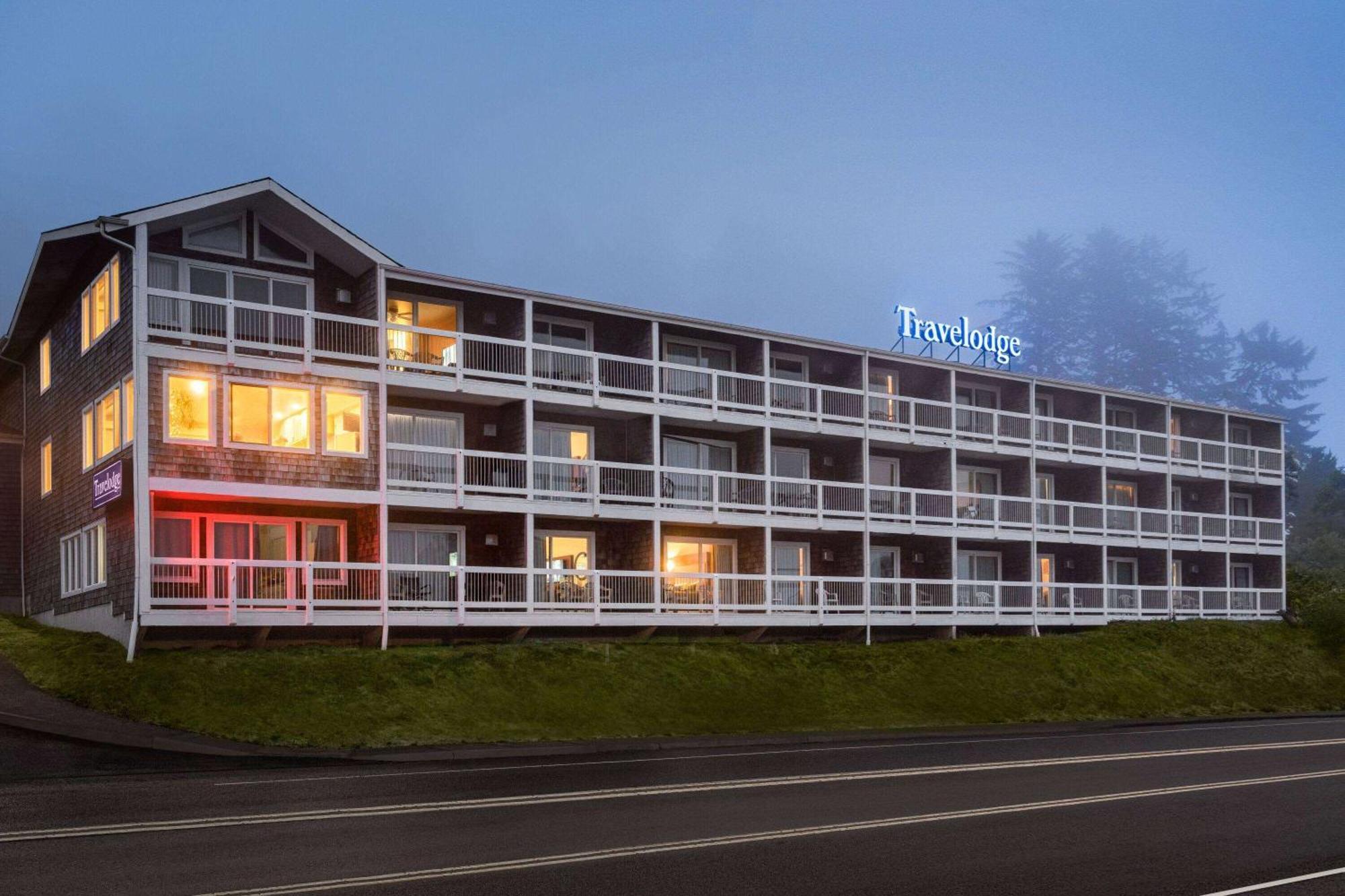 Travelodge By Wyndham Depoe Bay Exteriör bild