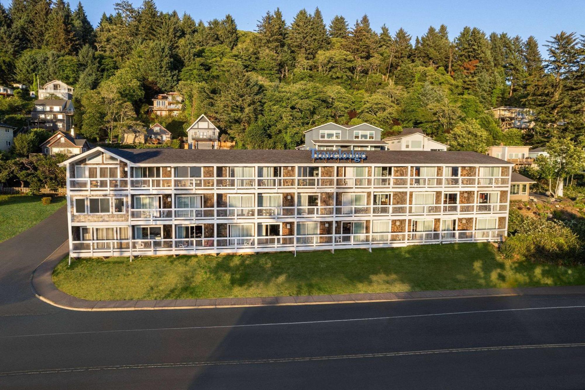 Travelodge By Wyndham Depoe Bay Exteriör bild
