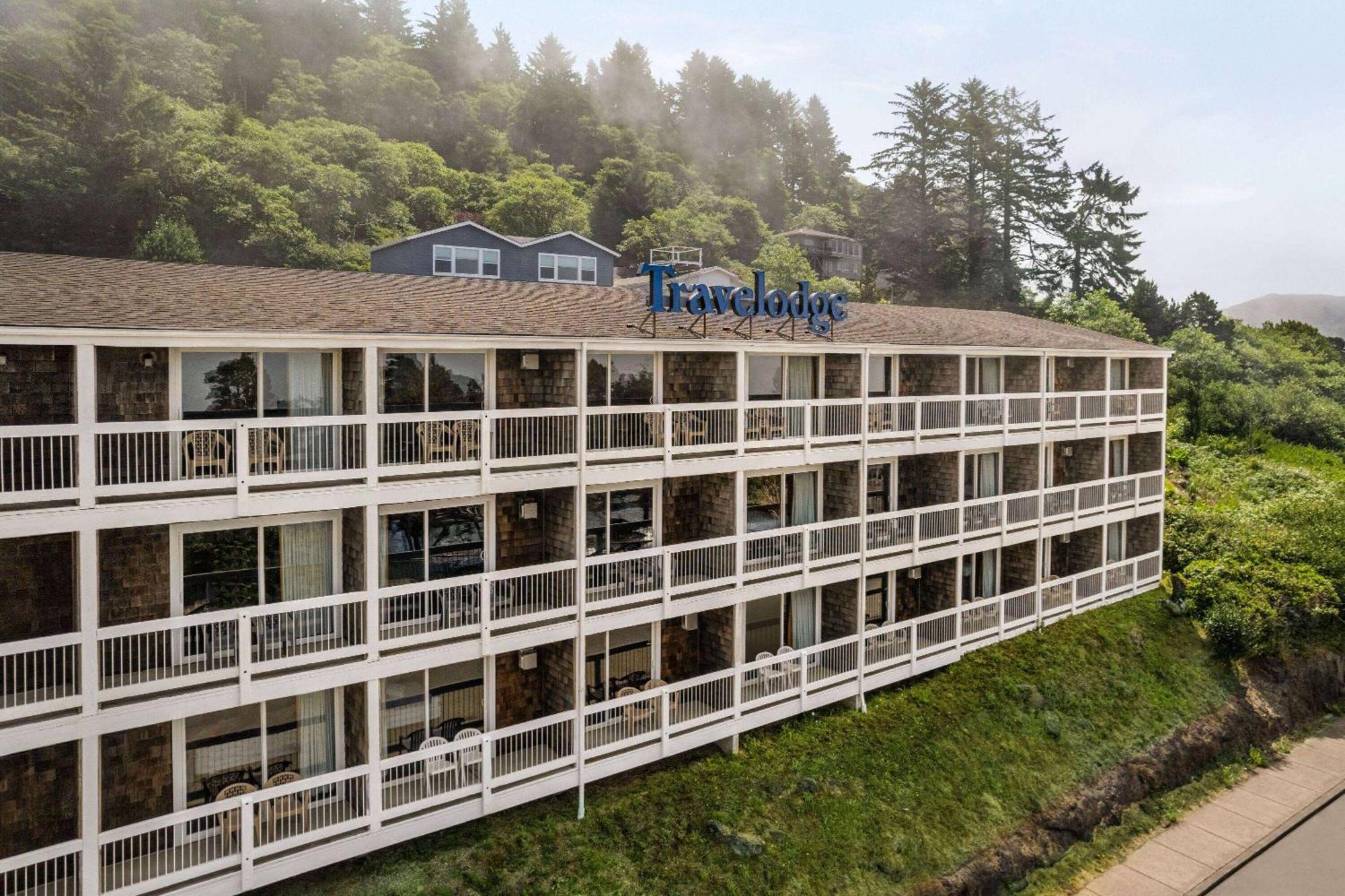 Travelodge By Wyndham Depoe Bay Exteriör bild